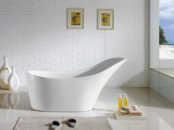 Bevel Free Standing Bathtub Gloss White